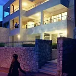 Apartment One-bedroom With Balcony And Sea View Superior 2