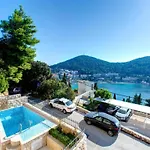 One-bedroom With Balcony And Sea View Superior 2 Dubrovnik