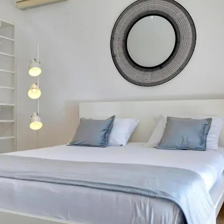 One-bedroom With Balcony And Sea View Superior 2 Apartment