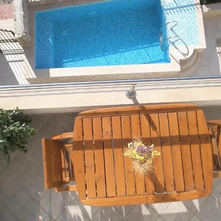 Apartment One-bedroom With Balcony And Sea View Superior 2